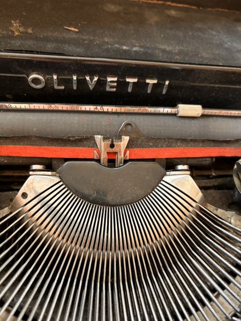 Macchina da scrivere Olivetti - Foto 10