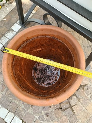 Vasi festonati in resina - Foto 3