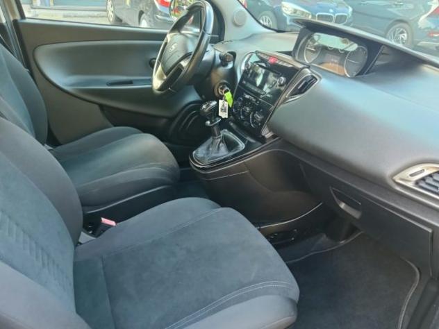 LANCIA Ypsilon 0.9 TwinAir 85 CV 5 porte Metano Ecochic Gold rif. 24149108 - Foto 7