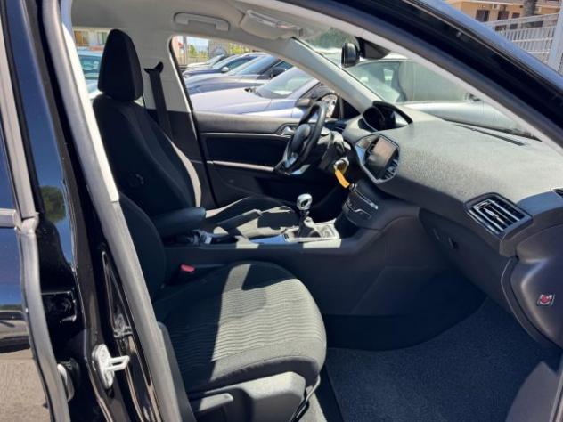 PEUGEOT 308 BlueHDi 120 S&S Business rif. 23838356 - Foto 8