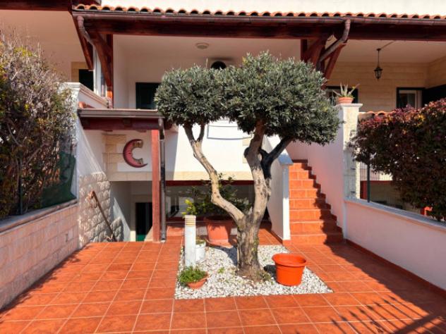 Villetta a schiera di 130 m² con 4 locali in vendita a Bari - Foto 2