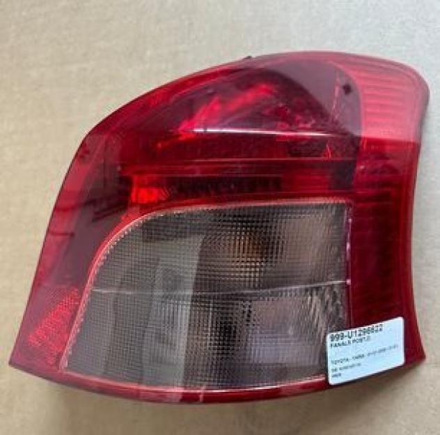 FANALE POST.D. 999-U1296622 Parti elettriche  Fanaleria  Fanali  Fanale post. dx. TOYOTA - YARIS - 01-01-2006 - 01-01-2009