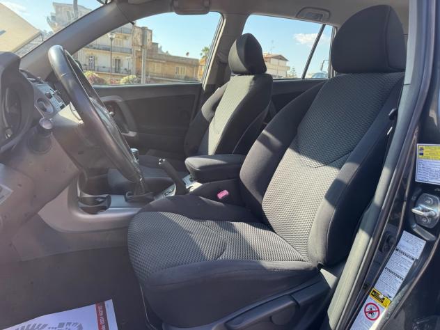 TOYOTA RAV4 2.2 4-4D 136 CV SOL 4X4 - Foto 7