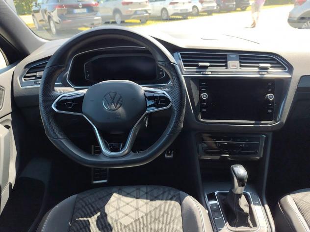 Volkswagen Tiguan 2.0 TDI SCR 110KW R-Line DSG - Foto 9