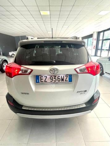 Toyota RAV4 RAV4 2.0 D-4D 4WD Style White Ed. - Foto 9