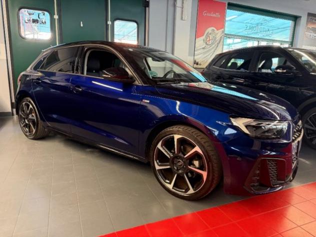 AUDI A1 SPB 30 TFSI S tronic Identity Black rif. 23431426