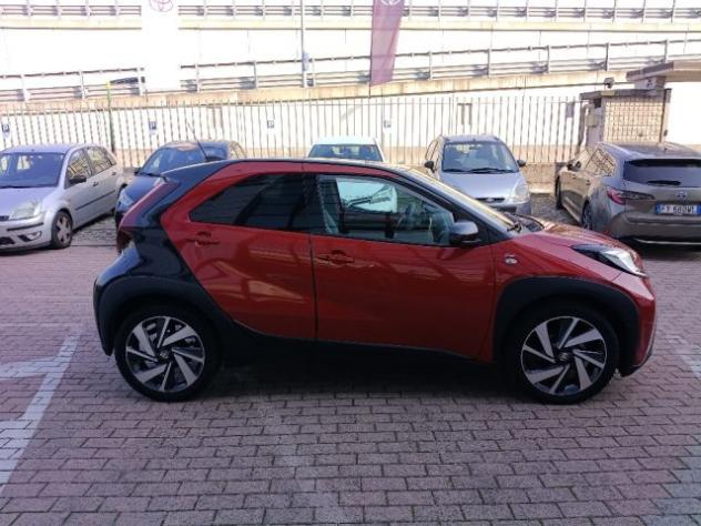 TOYOTA Aygo X 1.0 VVT-i 72 CV 5 porte Lounge S-CVT rif. 24138961 - Foto 4