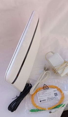 MODEM ROUTER WI- FI WINDTRE W3 HUB ZYXEL SUPER FIBRA ADSL FIBRA FTTC FTTH - Foto 2
