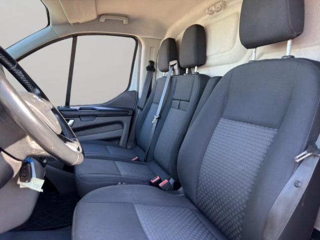 FORD Transit Custom L1H1 2.0 130CV rif. 23932054 - Foto 7