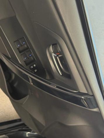 TOYOTA Auris 1.8 Hybrid Lounge rif. 23440600 - Foto 5