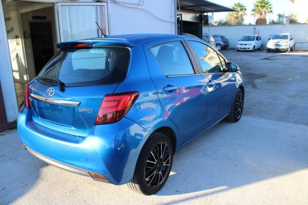 Toyota Yaris 1.4 D-4D 5 porte Lounge - Foto 7