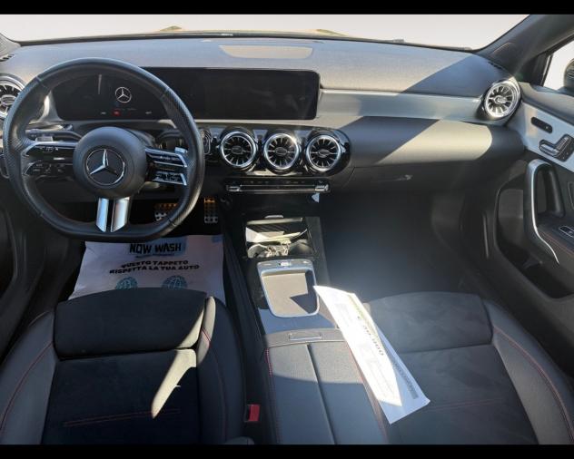 Mercedes-Benz Classe A (W177) A 180 Automatic AMG Line Premium - Foto 10