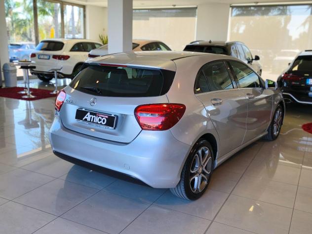 MERCEDES Classe A 180 d Automatic Sport - Foto 4