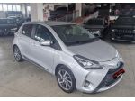 Toyota Yaris Hybrid 1.5 full hybrid business autm