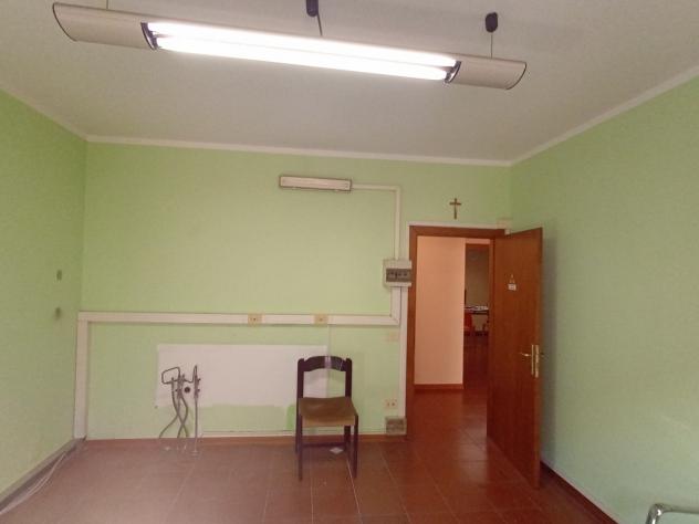 PALAZZO di 15 vani e di 300 mq (GAMBASSI TERME) rif. G 30 - Foto 11