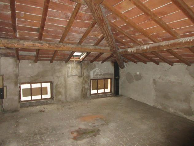 Suzzara vendesi casa indipendente 8 vani 300 Mq - Foto 6