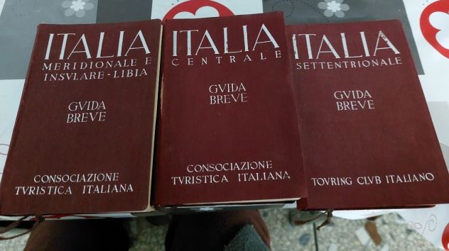ITALIA GUIDA BREVE DEL T.C.I. Rilegati t.tela con titoli su