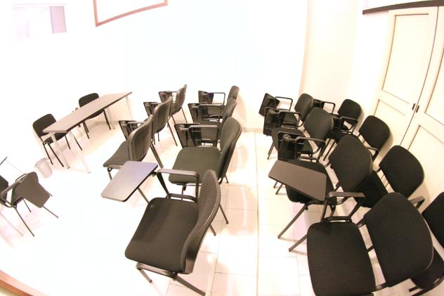 in affitto Privato ufficio adiac. Centro Merid. mq 50 - Foto 3