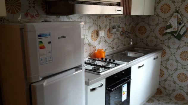 AFFITTASI stanza matrimoniale ad uso singolo in Zona Murri euro 500 - Foto 5