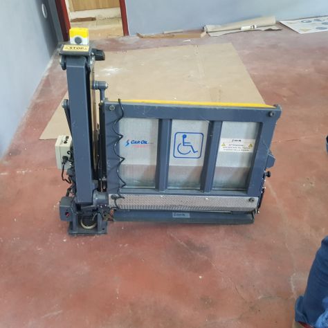 SOLLEVATORE PER CARROZZINE DISABILI CAR OIL EPH200 - Foto 4