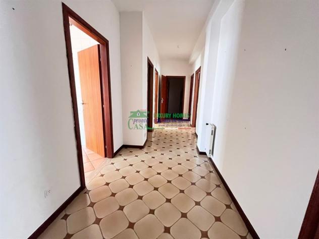 Rif: 2735 - Elegante appartamento di ampia metratura nel cuore di Comiso - Foto 11