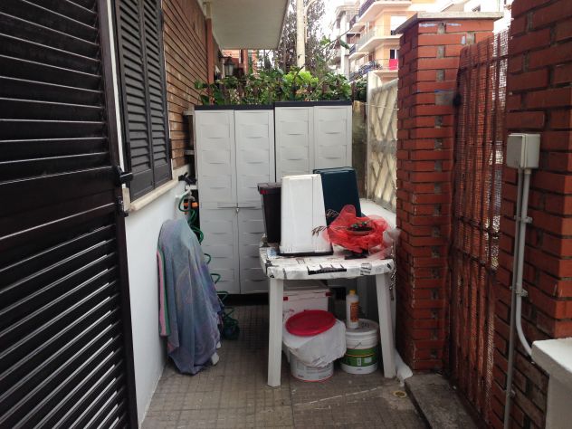 MONOLOCALE MENSILE FRONTE MARE SENZA CUCINA GIUGNO/LUGLIO - Foto 7