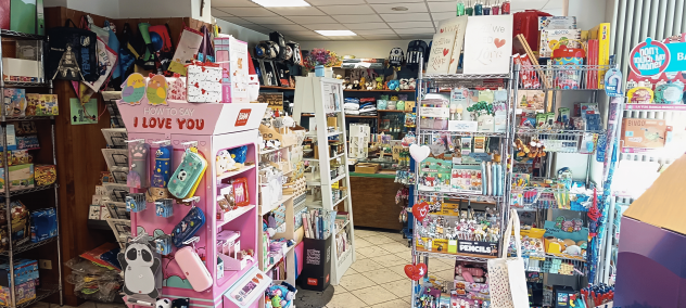 Cedesi edicola, cartoleria art. regalo — attiva da 25 anni — fatturato 232.000 € - Foto 6