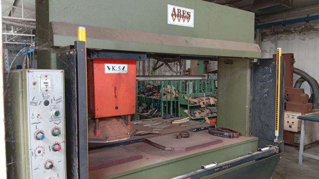 ARES K5 Trancia a carrello