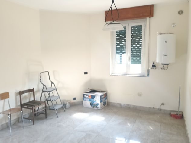 A PARABIAGO, a pochi passi del centro vendesi 3 locali con doppi servizi