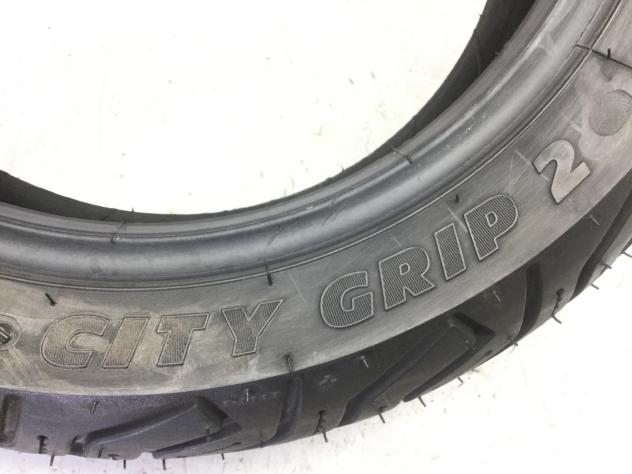 PNEUMATICO MICHELIN CITY GRIP 2 130/70 12 62S DOT 2023 - Foto 4