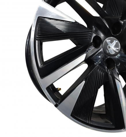 CERCHIO IN LEGA PEUGEOT 2008 Serie 9828186880 (19) - Foto 8