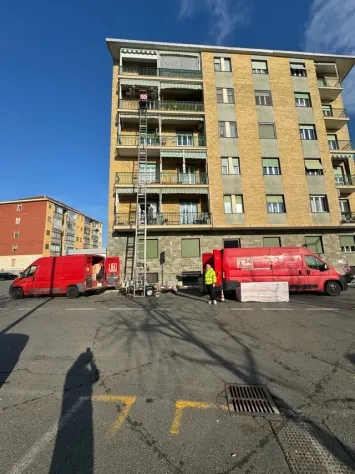 Solo Sgombero Locali  Case Alloggi Ville Cascine Uffici Magazzini - Foto 3