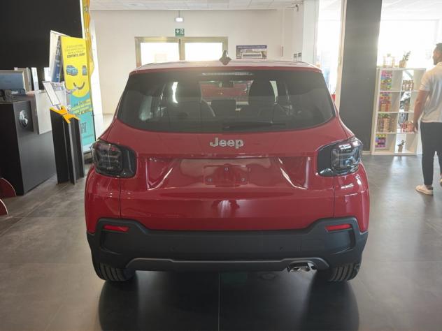 Jeep Avenger E-Hybrid Longitude 1.2 110cv Dct Mhev - Foto 7