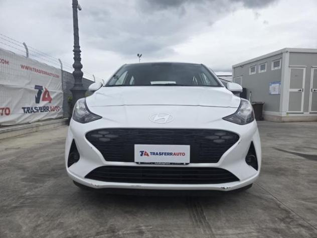 HYUNDAI i10 1.0 MPI AT Connectline rif. 23504370 - Foto 7