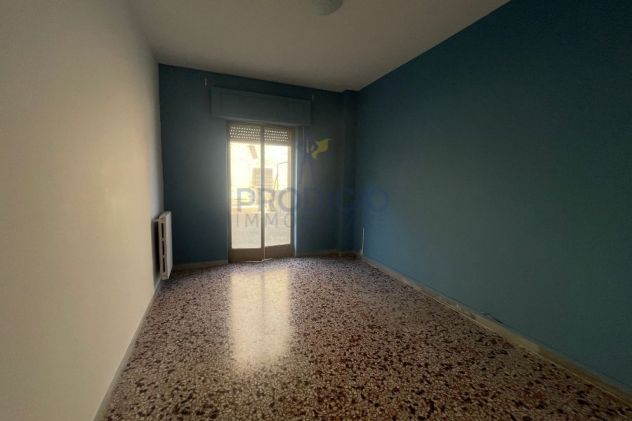 Spazioso appartamento con ampio loggiato in vendita a Bisceglie - Foto 6