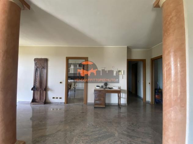 VILLA SINGOLA LIBERA SU QUATTRO LATI - Foto 6