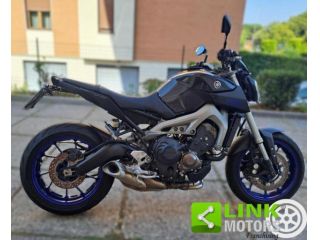 YAMAHA MT-09 . rif. 24019235