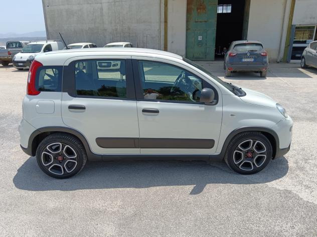 Fiat Panda 1.0 GSE S&S Hybrid Street Van 4 posti - Foto 6