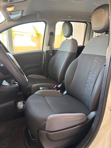 Fiat Panda 1.3 MJT 80 CV S&S Lounge - Foto 10