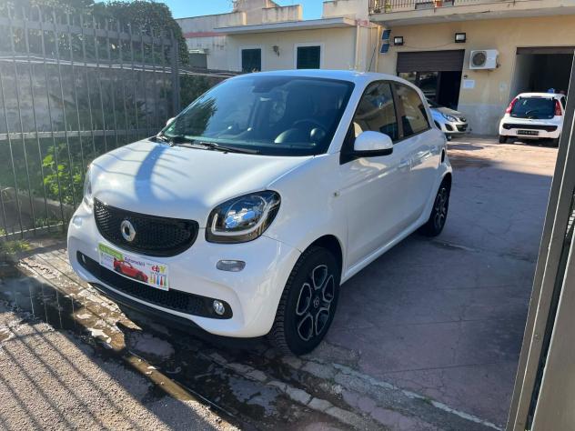 SMART FORFOUR 2018 PASSION TOTAL WHITE - Foto 2