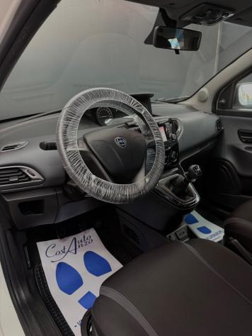 Lancia Ypsilon 1.2 Benzina Gold 44000 KM - Foto 8
