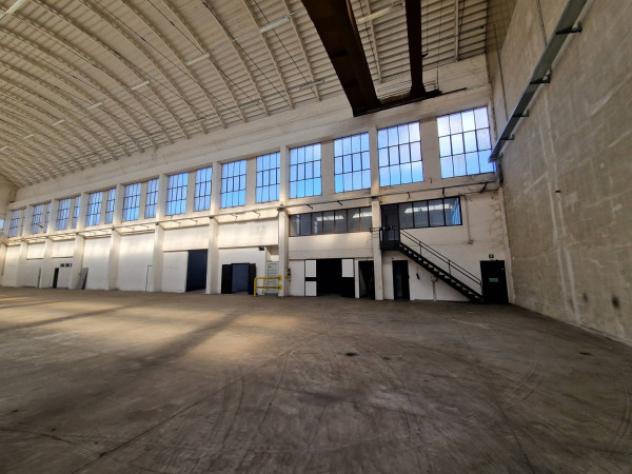 Immobile di 3215 m² con più di 5 locali in affitto a Settimo Milanese - Foto 10