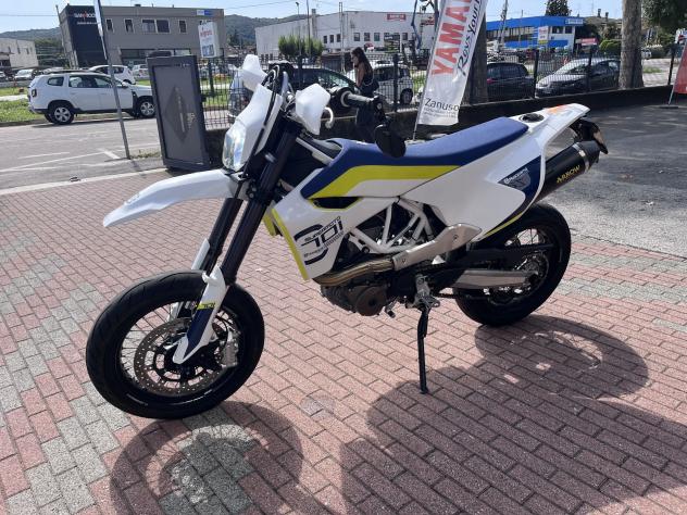 Husqvarna 701 Supermoto POCHI KM - Foto 9