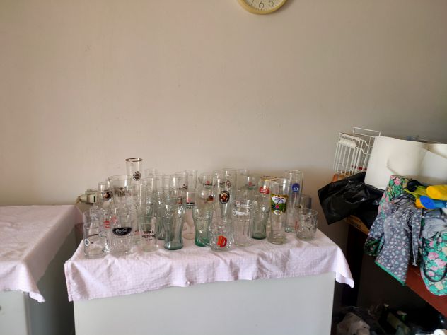 Bicchieri di vari tipi,sia da birra ,coca cola e altro