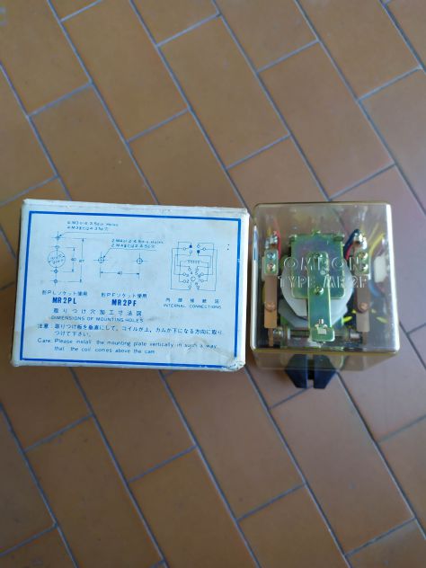 RELE' ELETTROMECCANICO OMRON MR2P - Foto 3