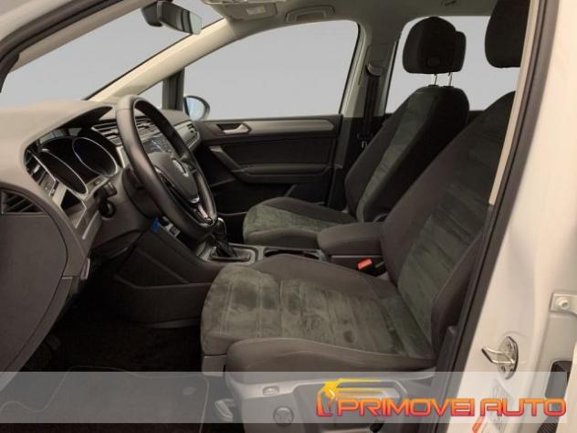 VOLKSWAGEN Touran 2.0 TDI 150 CV SCR DSG Comfortline BlueMotion Tech rif. 19035051 - Foto 3