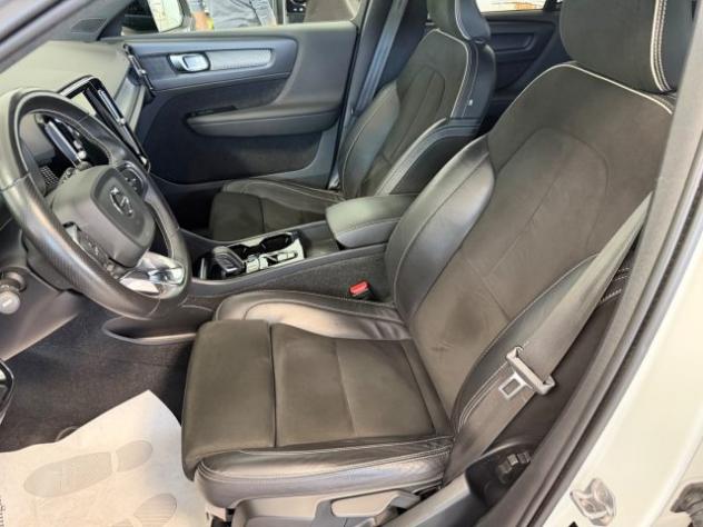 VOLVO XC40 T5 Recharge Plug-in Hybrid R-design rif. 23388687 - Foto 8