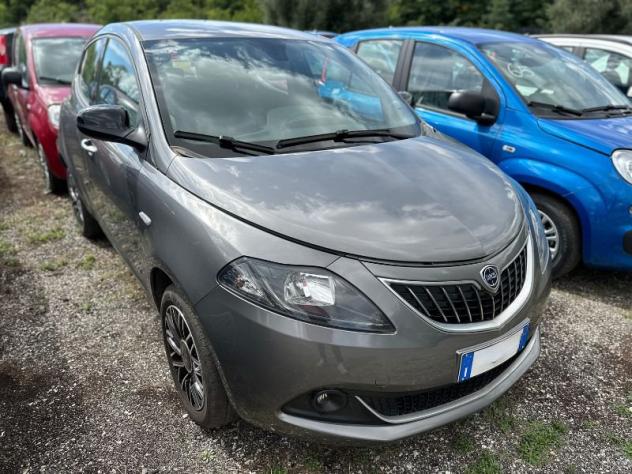 Lancia Ypsilon 1.0 FireFly 5 porte S&S Hybrid Platino