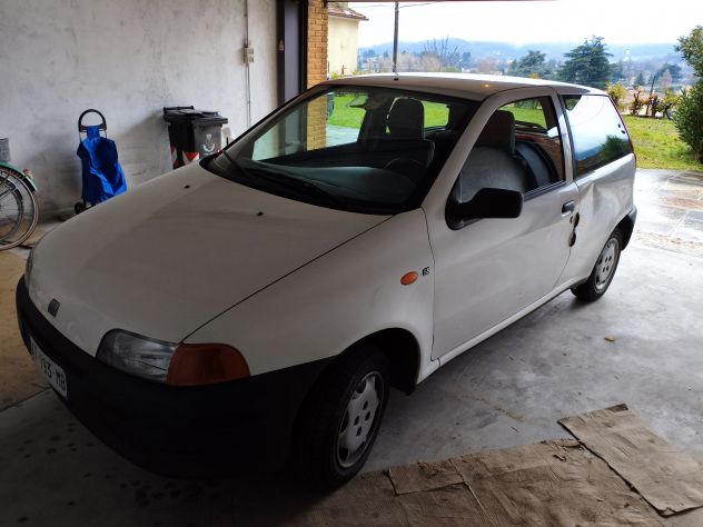 Vendo Fiat Punto 3 porte benzina - Foto 4