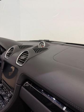 Porsche 718 2.0 Boxster T - Foto 8